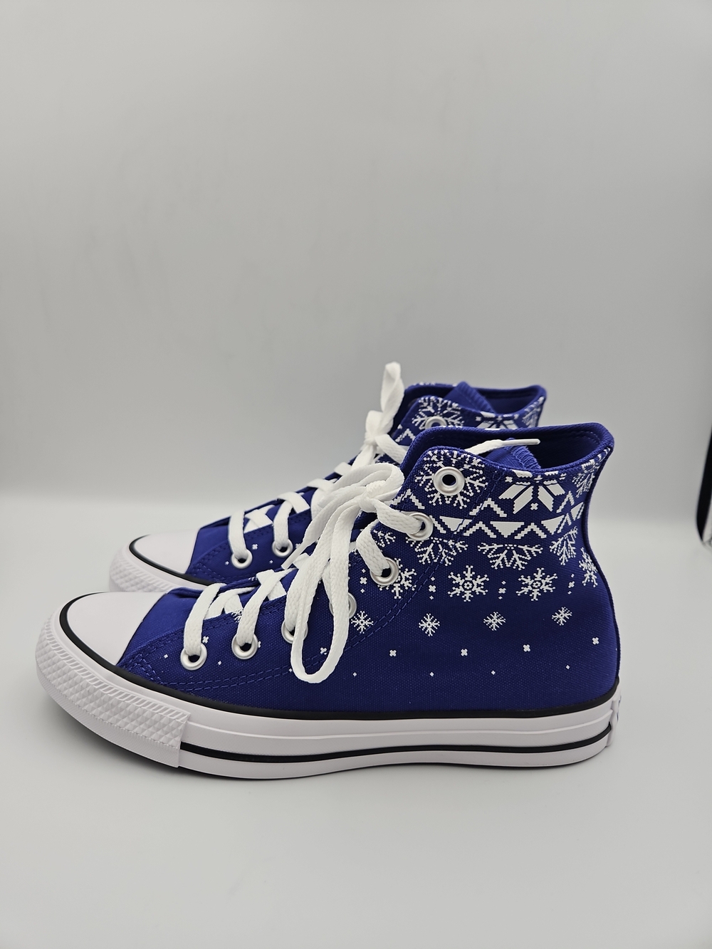 Converse High-Top Sneakers in Royal Blue with White Snowflake Print